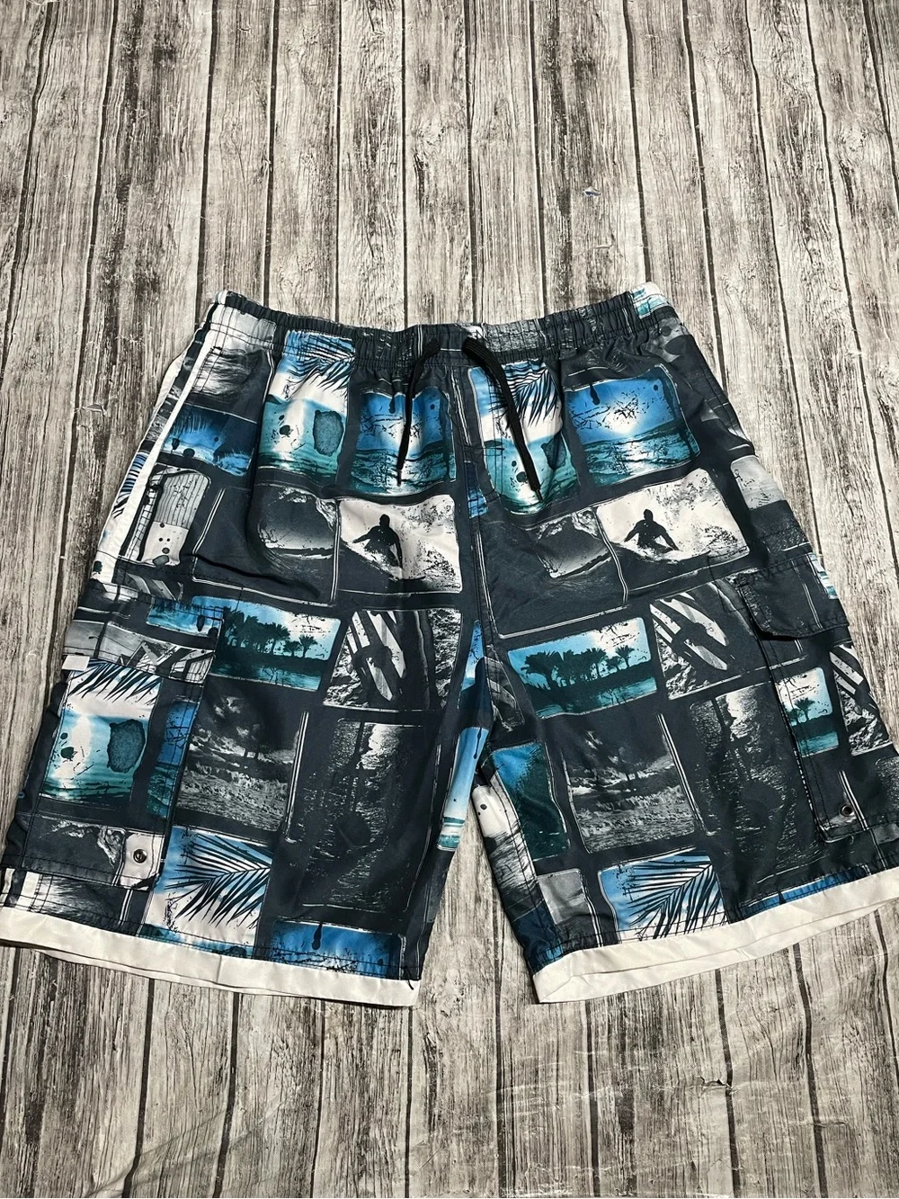 Men’s XXL Unbranded Swim Trunks with Tropical Surfer Print Like New!